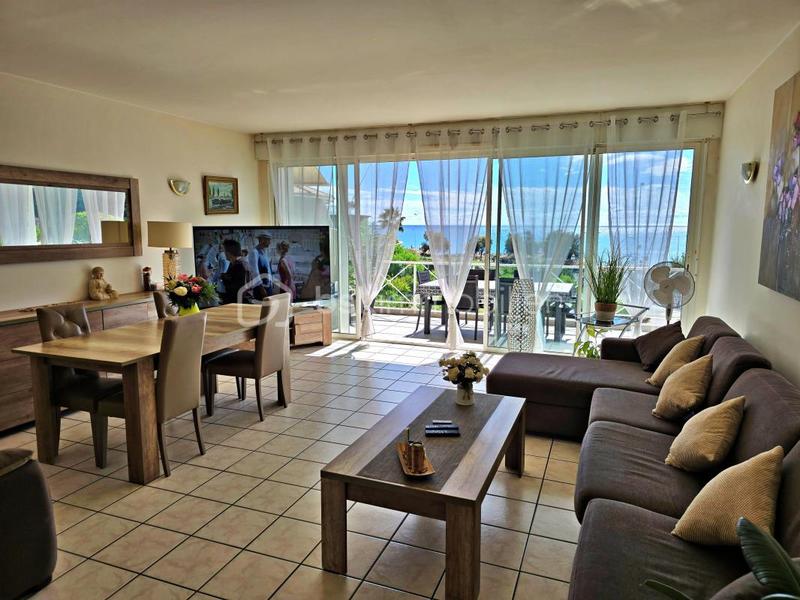 Appartement - 95 m² - 4 pièces