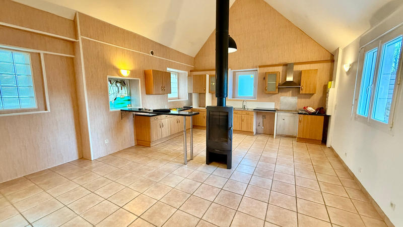 Maison - 90 m² - 3 pièces