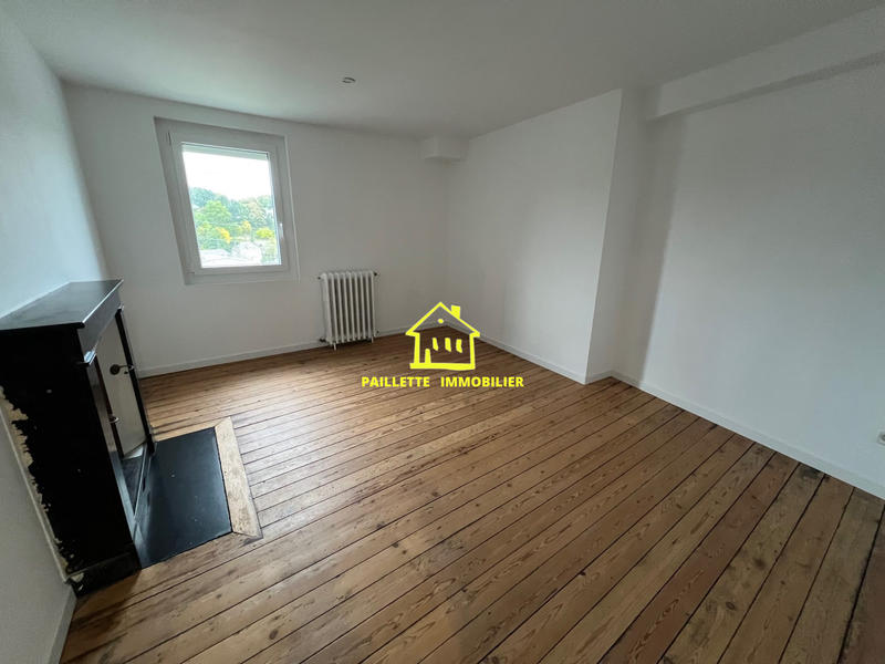 Maison - 202 m² - 5 pièces