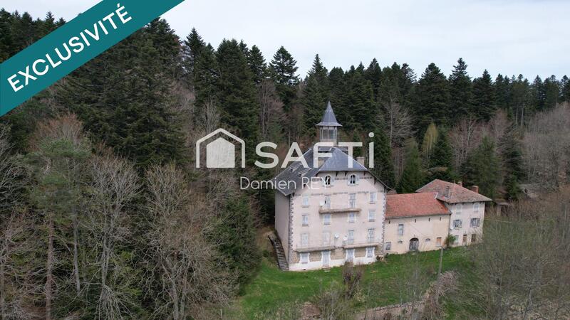 Maison - 670 m² - 45 pièces