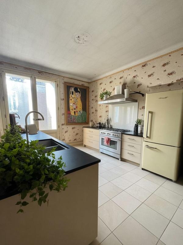Maison - 90 m² - 4 pièces