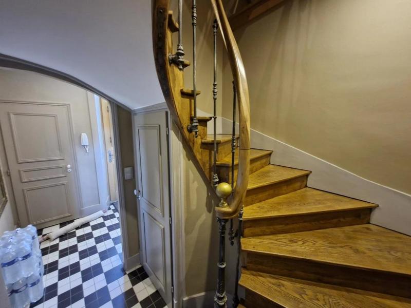 Maison de ville - 200 m² - 8 pièces