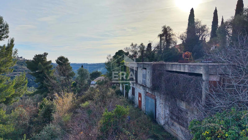 Maison - 500 m² - 12 pièces