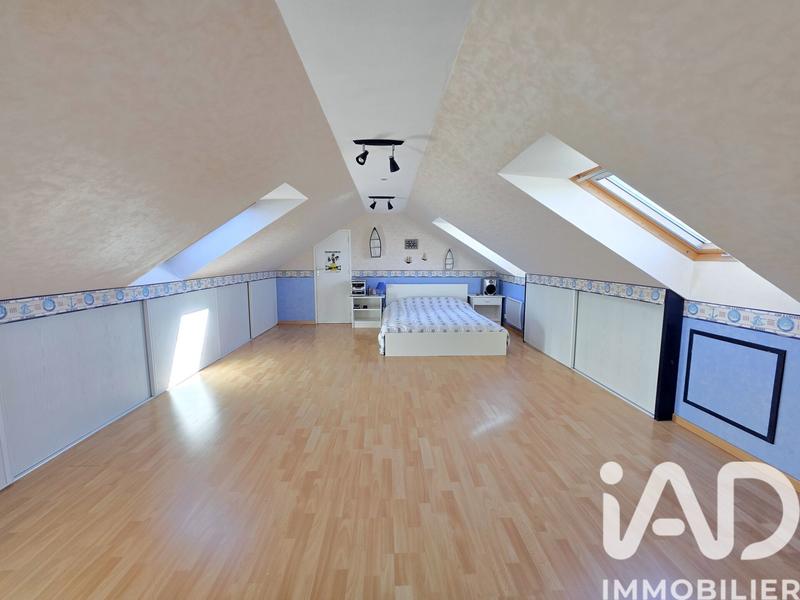 Maison - 148 m² - 8 pièces