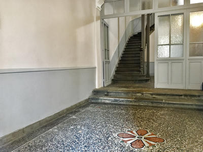 Appartement - 98 m² - 5 pièces