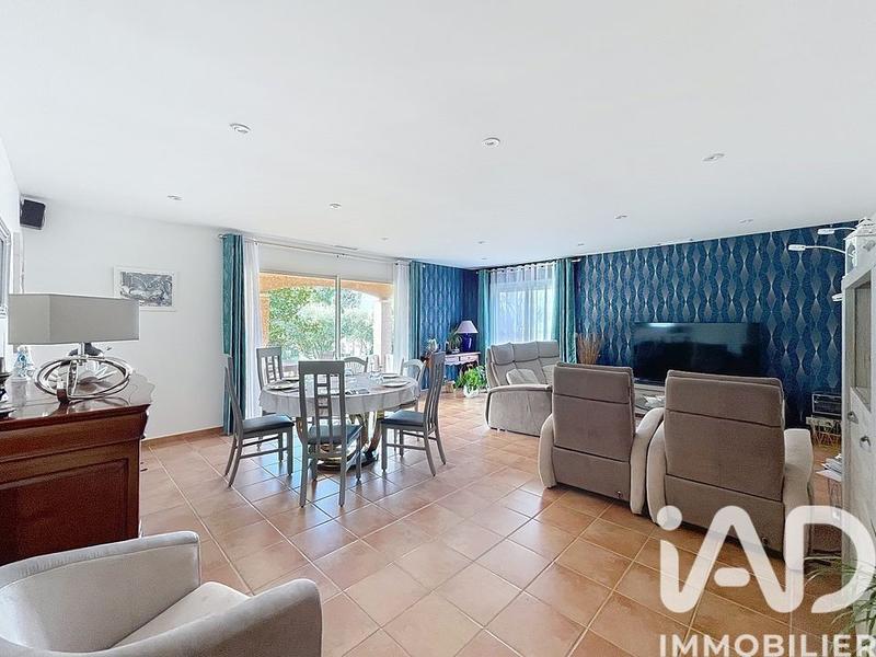 Maison - 122 m² - 5 pièces