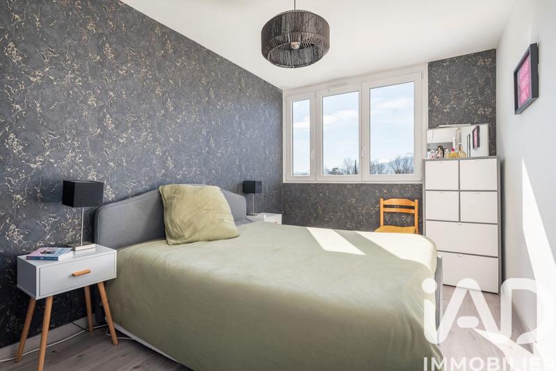 Appartement - 94 m² - 5 pièces