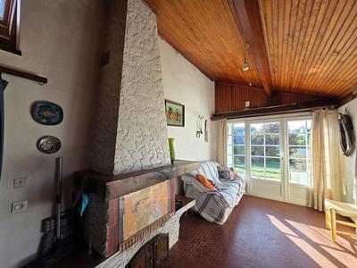 Maison en pierre - 88 m² - 6 pièces