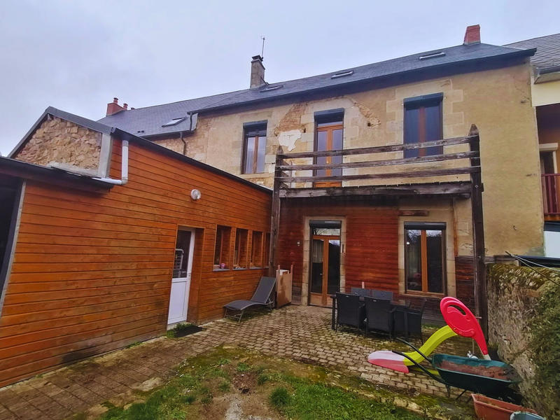 Maison - 182 m² - 6 pièces