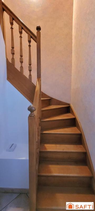 Maison - 140 m² - 7 pièces