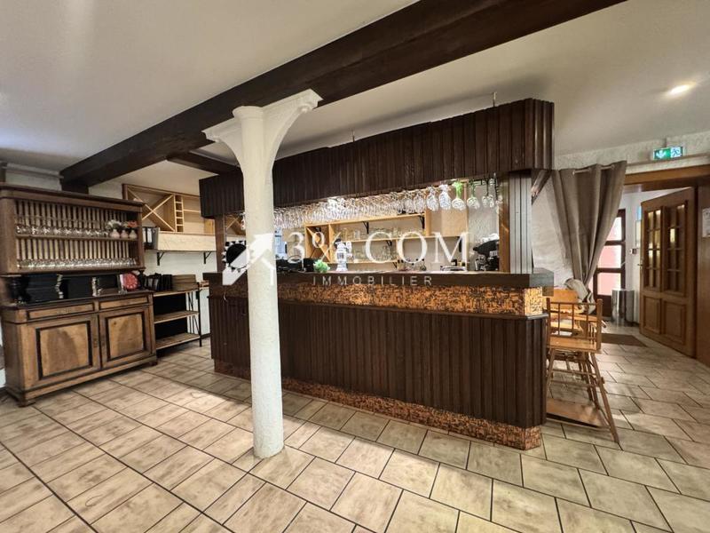 Local commercial - 389 m²