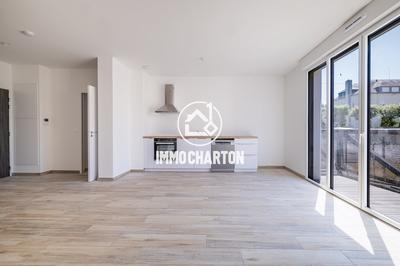 Appartement - 105 m² - 5 pièces