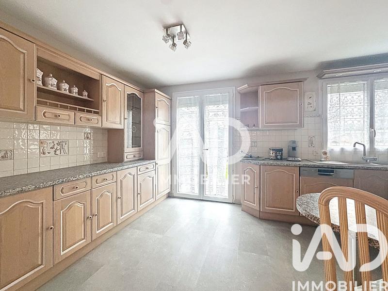 Maison - 137 m² - 5 pièces