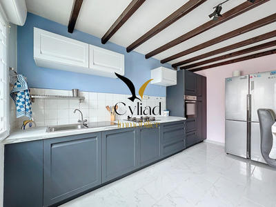 Maison - 92 m² - 4 pièces