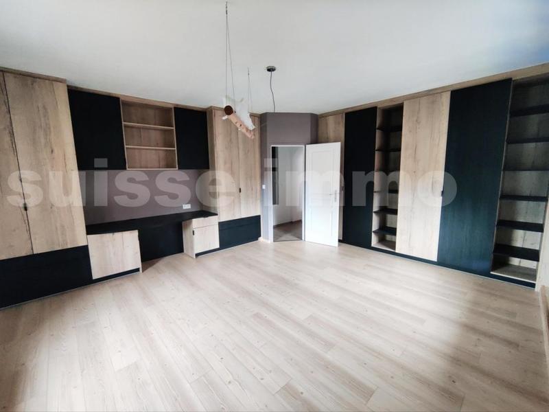 Maison - 143 m² - 7 pièces
