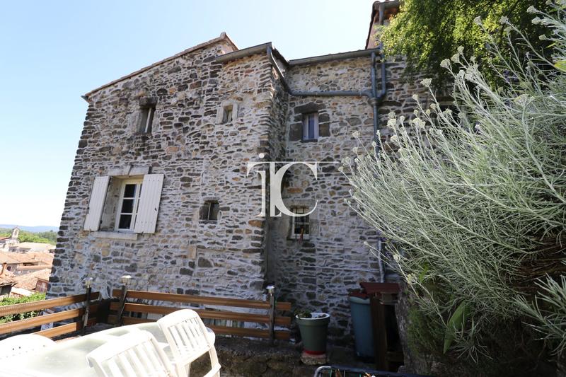 Maison - 75 m² - 3 pièces