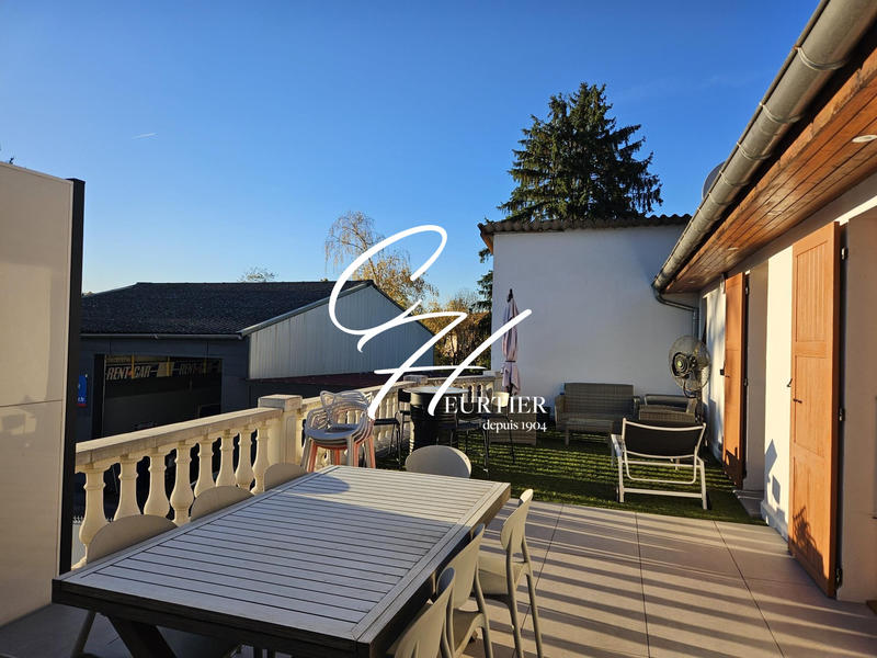 Duplex - 118 m² - 5 pièces