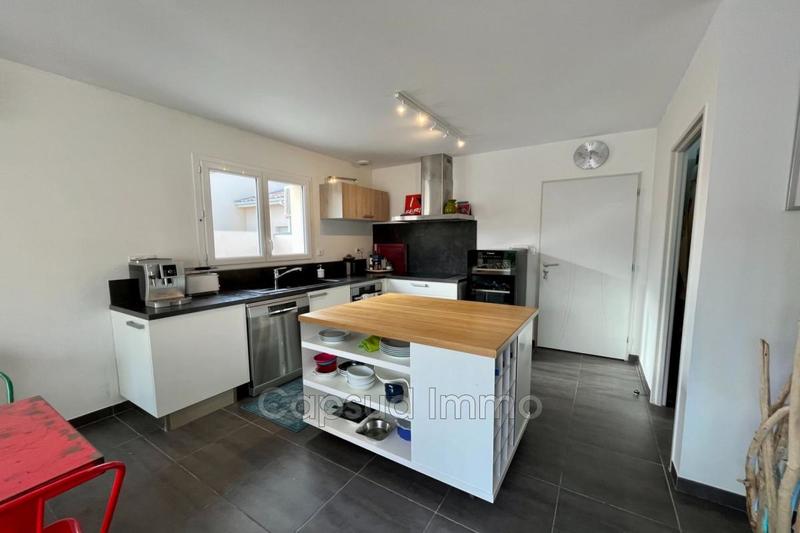 Villa - 90 m² - 4 pièces