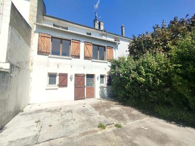 Maison - 91 m² - 7 pièces