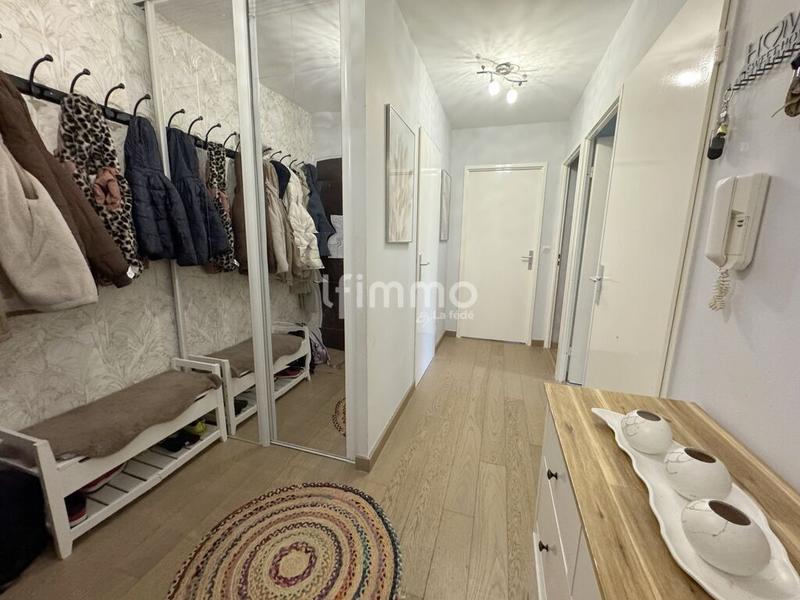 Appartement - 75 m² - 4 pièces