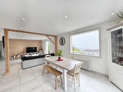 Maison - 145 m² - 4 pièces