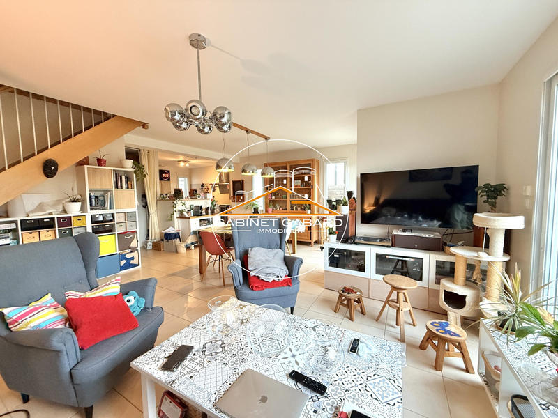 Maison contemporaine - 123 m² - 6 pièces