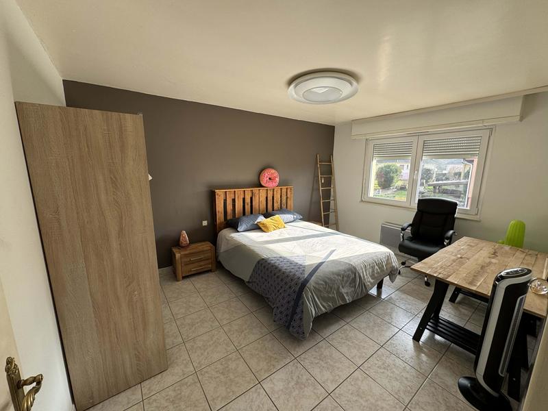 Maison - 90 m² - 5 pièces