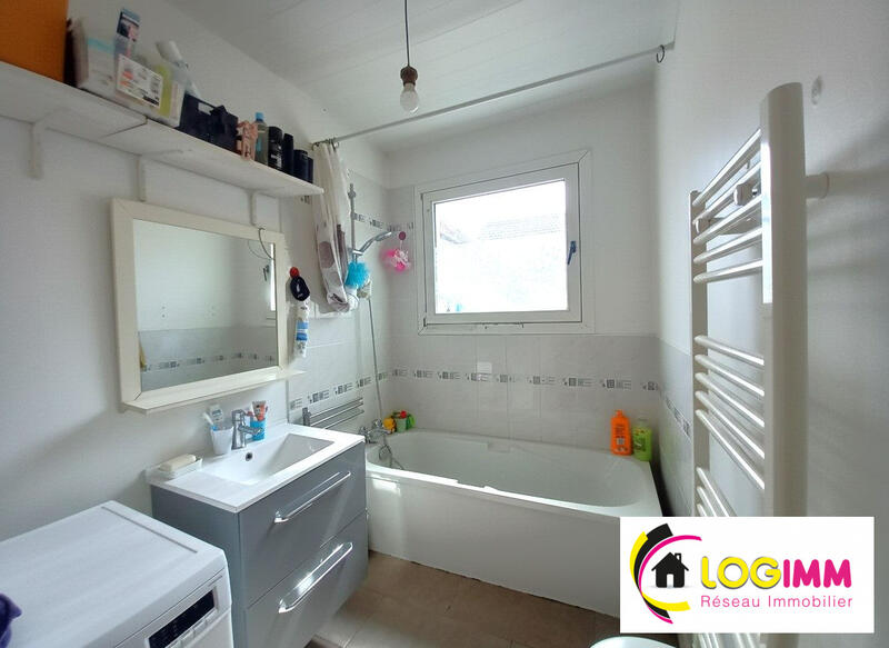 Maison - 71 m² - 5 pièces