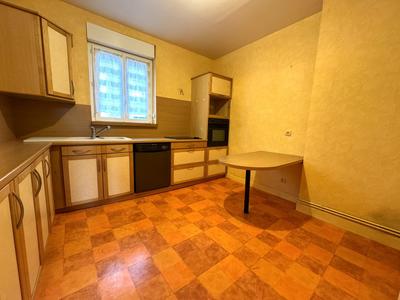 Appartement - 82 m² - 4 pièces