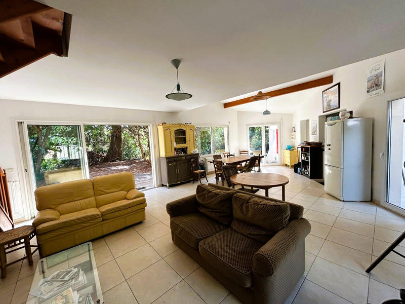 Maison - 145 m² - 8 pièces