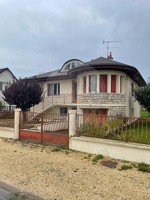 Maison - 147 m² - 6 pièces