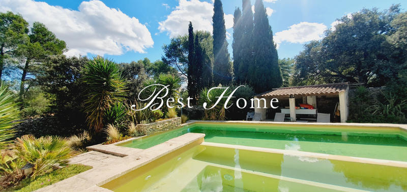 Maison - 182 m² - 5 pièces