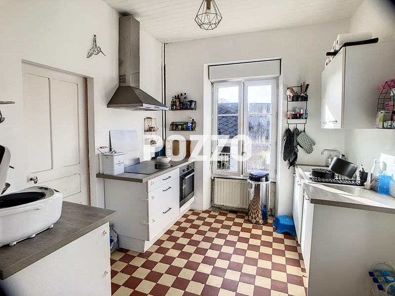 Maison - 122 m² - 5 pièces