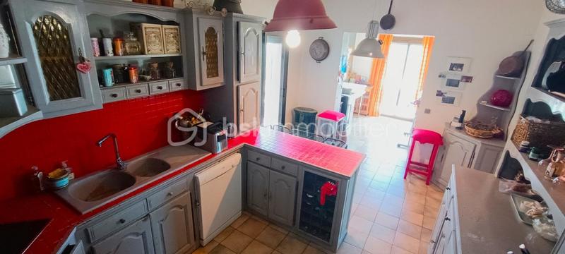 Villa - 276 m² - 11 pièces