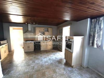 Maison - 195 m² - 6 pièces