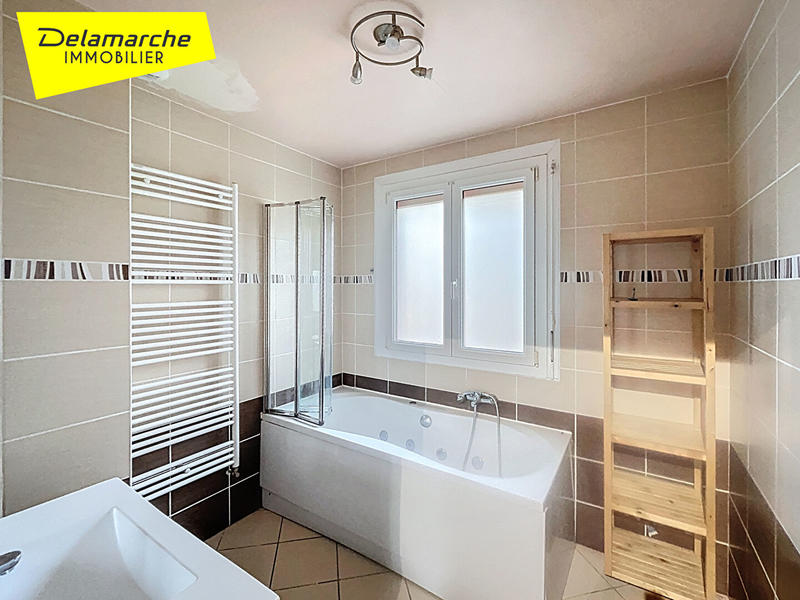 Maison - 135 m² - 6 pièces