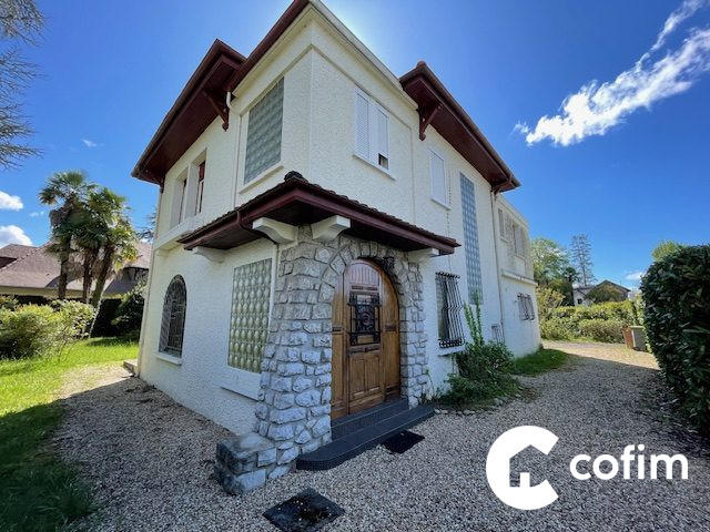 Maison ancienne - 150 m² - 6 pièces