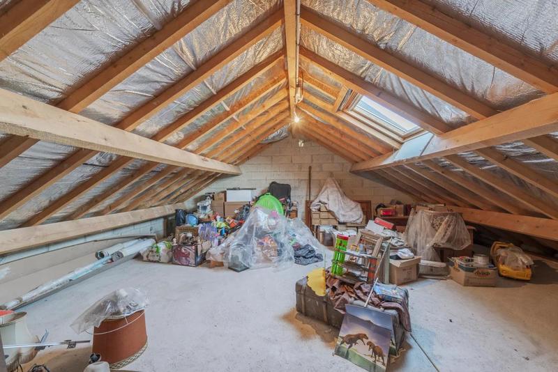 Maison - 308 m² - 11 pièces