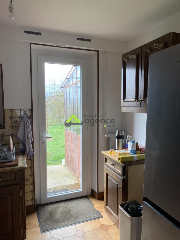 Propriété - 100 m² - 5 pièces