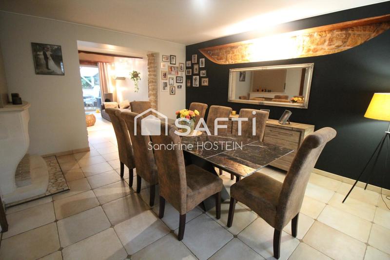 Maison - 284 m² - 10 pièces