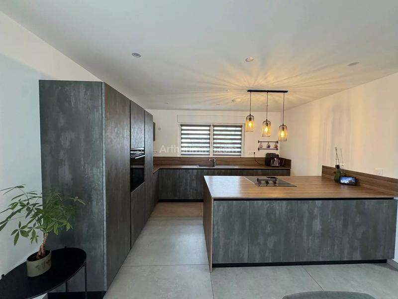 Maison - 149 m² - 6 pièces