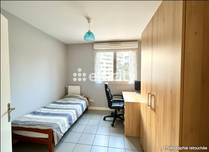 Appartement - 70 m² - 4 pièces