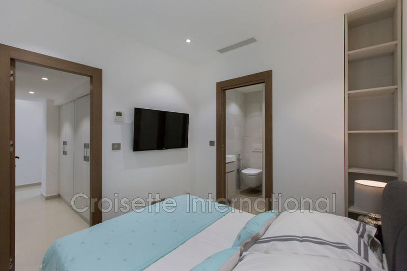 Appartement - 213 m² - 5 pièces