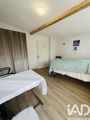 Maison - 180 m² - 5 pièces