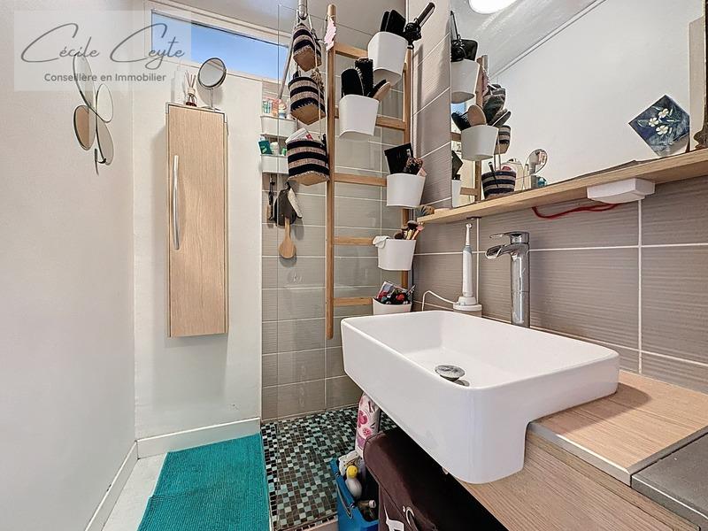 Appartement - 74 m² - 5 pièces