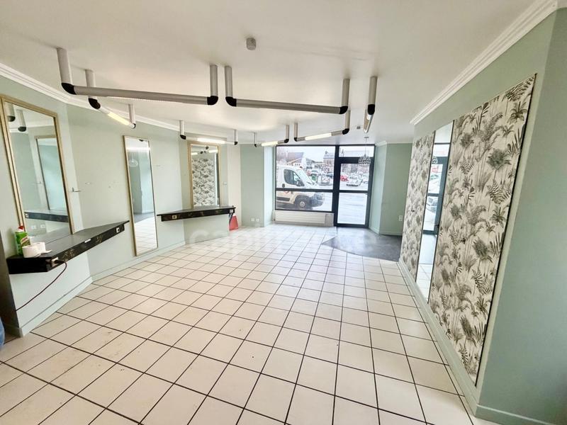 Local commercial - 70 m² - 3 pièces