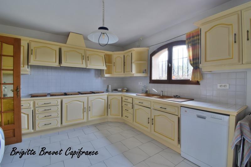 Maison - 176 m² - 7 pièces