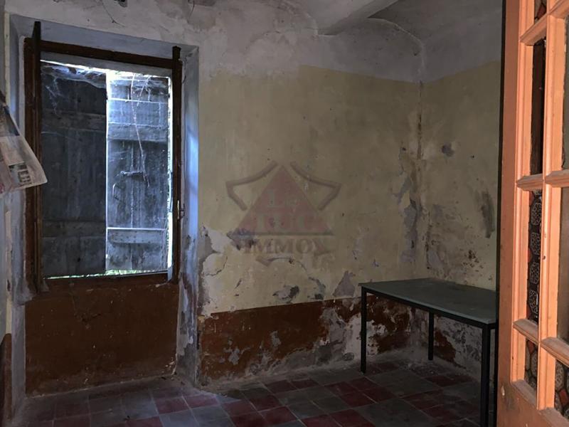 Immeuble - 110 m² - 7 pièces