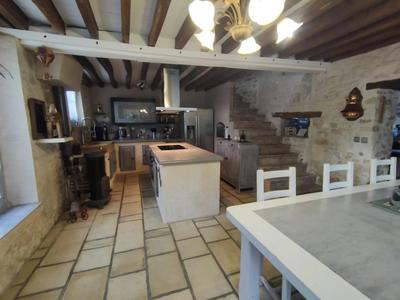 Maison - 151 m² - 6 pièces