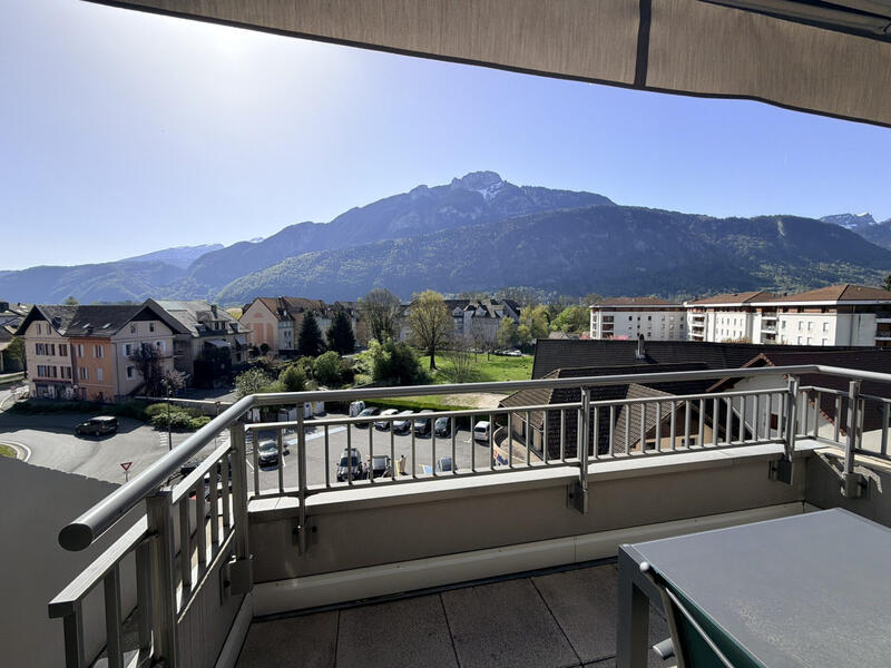 Appartement - 80 m² - 4 pièces